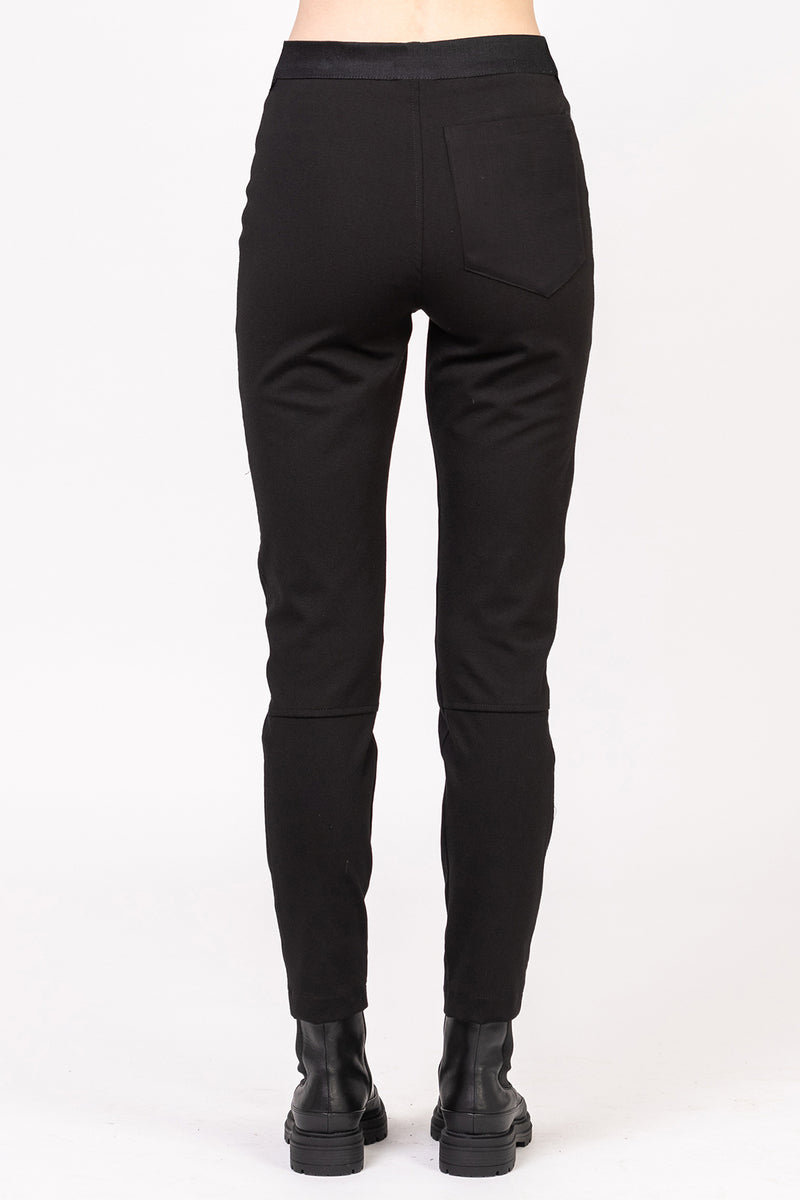Latitude – Slim Fit Pants – Black Denim Front